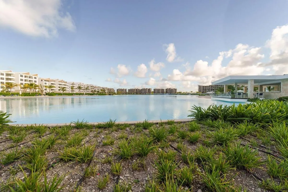 Downtown Luxury Apartment With Private Beach Punta Cana